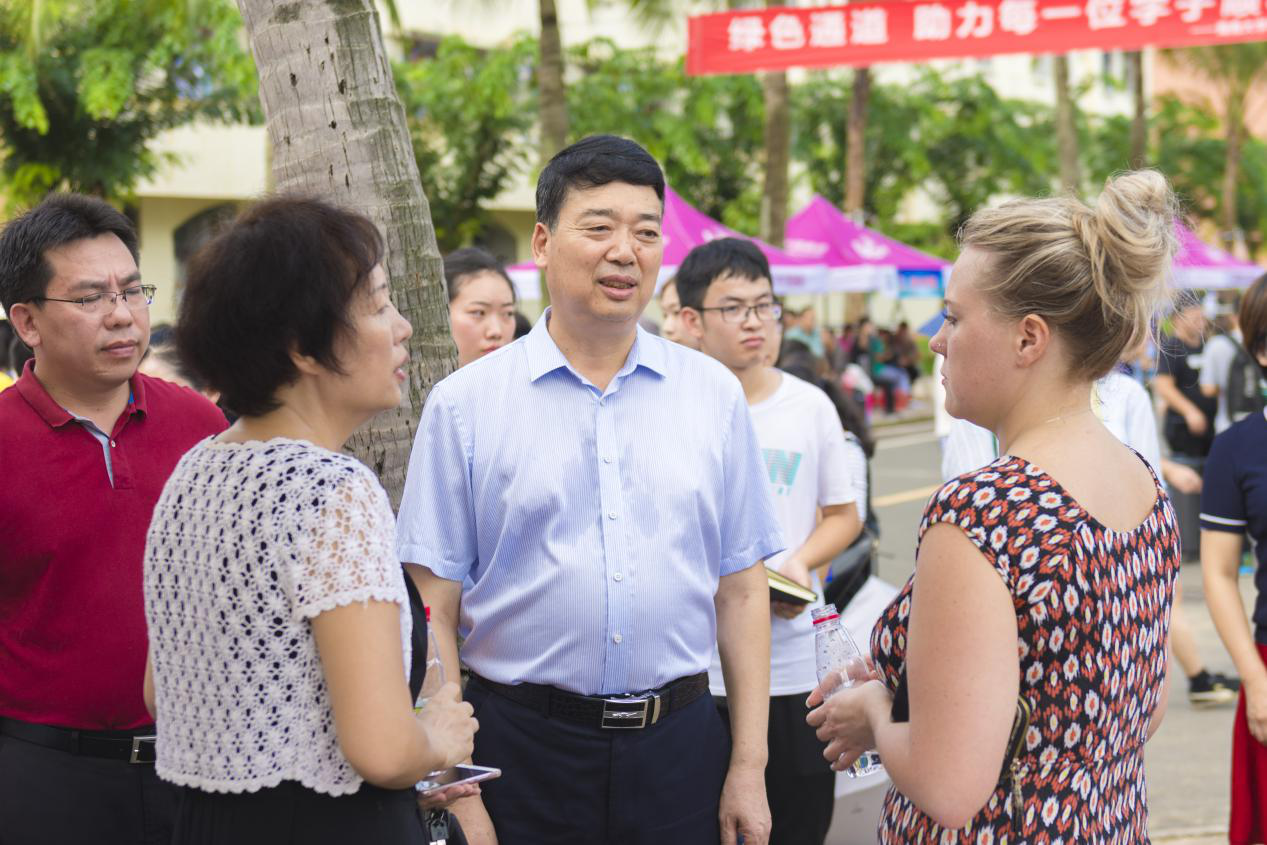 1535962884253672.png 图片2.png